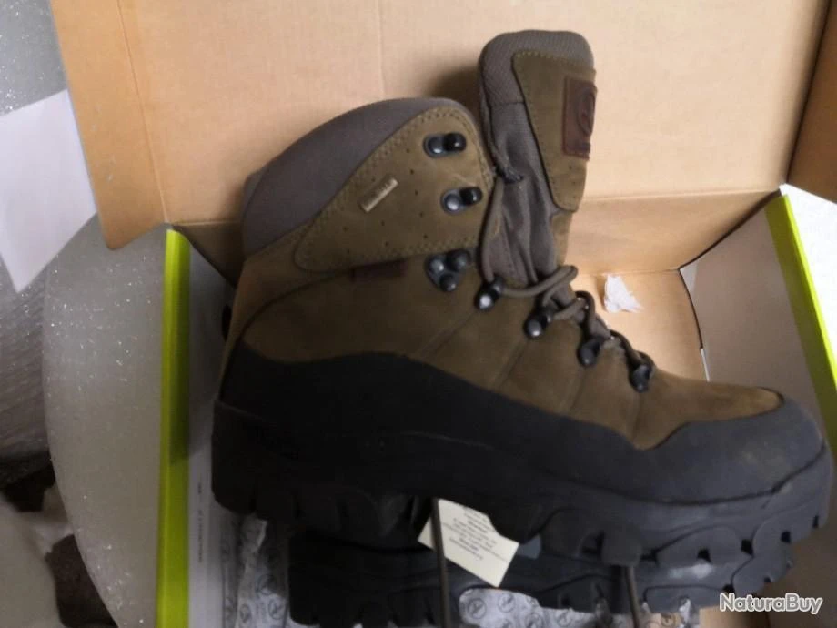 CHAUSSURES AIGLE BROOKS GORE TEX KAKI PT 40 47127-7 5 CHAUSSURES AIGLE BROOKS GORE TEX KAKI PT 40 47127-7 – Image 5